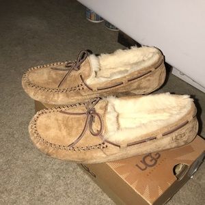 Ugg Dakota Slipper
